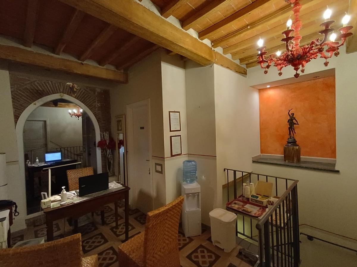 Le Rondini Di San Donato Bed and Breakfast Lucca Eksteriør billede